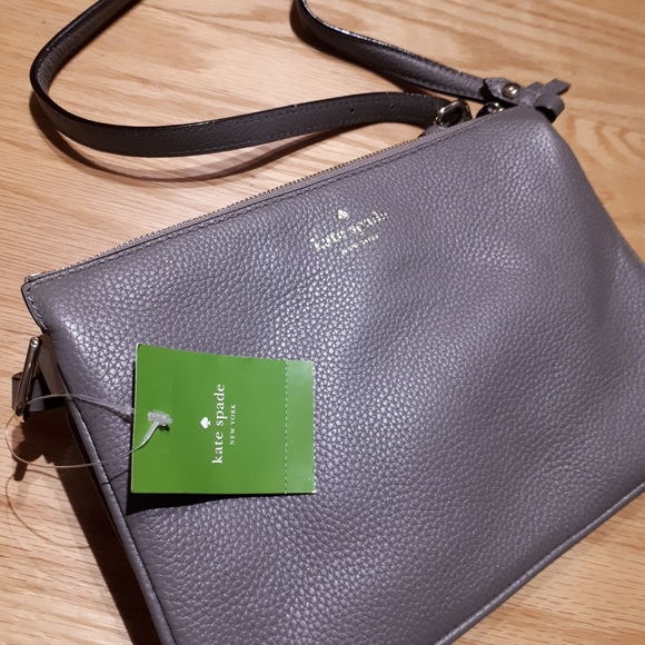 kate spade Handbags - Kate Spade Grey Crossbody NWT